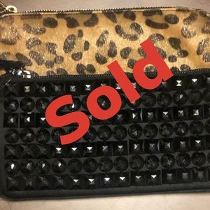 2️⃣ Very nice clutch bags